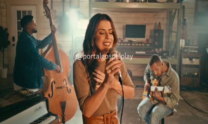 Rachel Novaes encerra álbum gravado nos EUA com uma composição emocionante