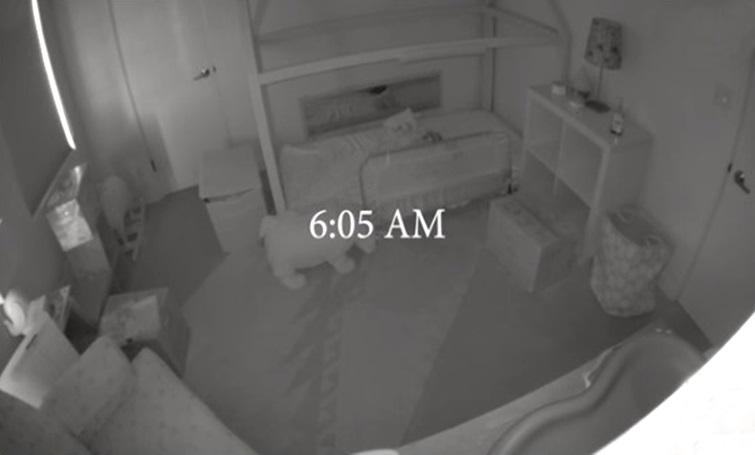 Com câmeras sentinelas, pais descobrem como bebê de 1 ano escapa do quarto à noite