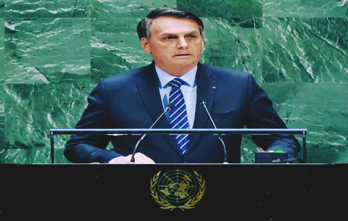 Em seu discurso na ONU, Bolsonaro agradece a Deus pela oportunidade de restabelecer a verdade