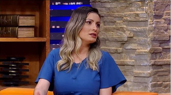 Andressa Urach relata como sua 