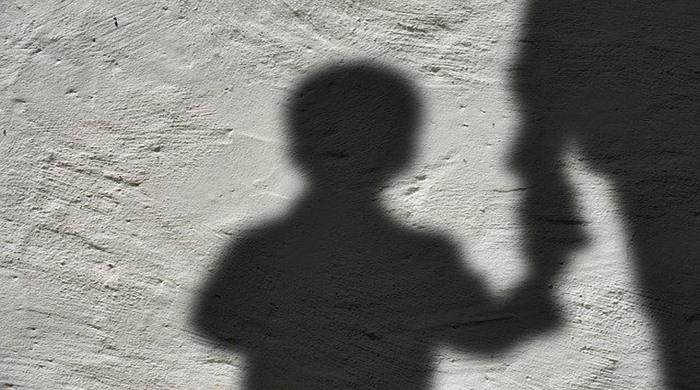 Durante 30 anos crianças órfãs foram entregues a pedófilos para 