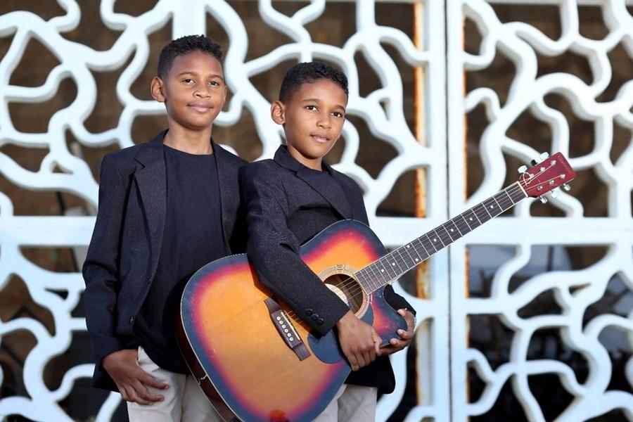 Miguel Ângelo e Gabriel lançam o single autoral 