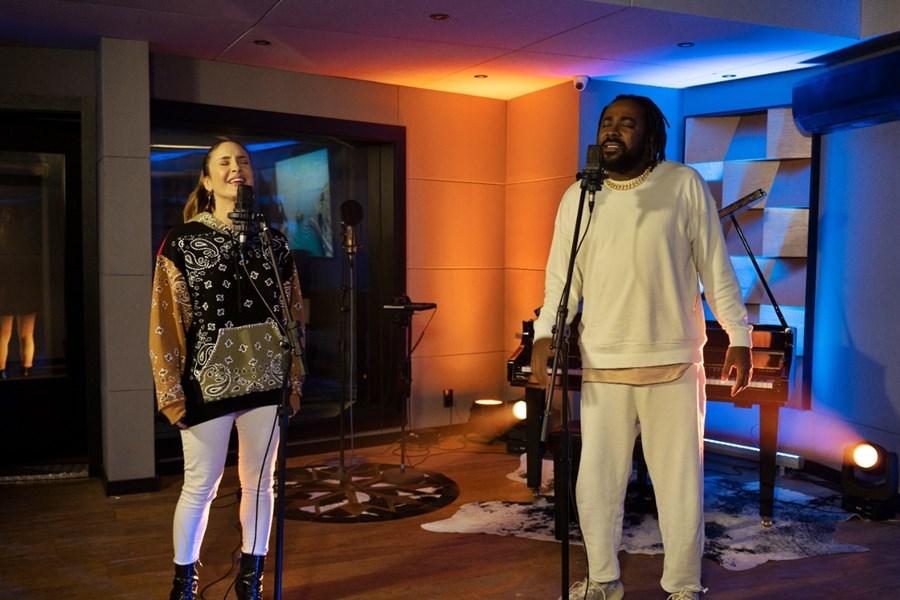 Clovis anuncia novo álbum e feat. com Claudia Leitte