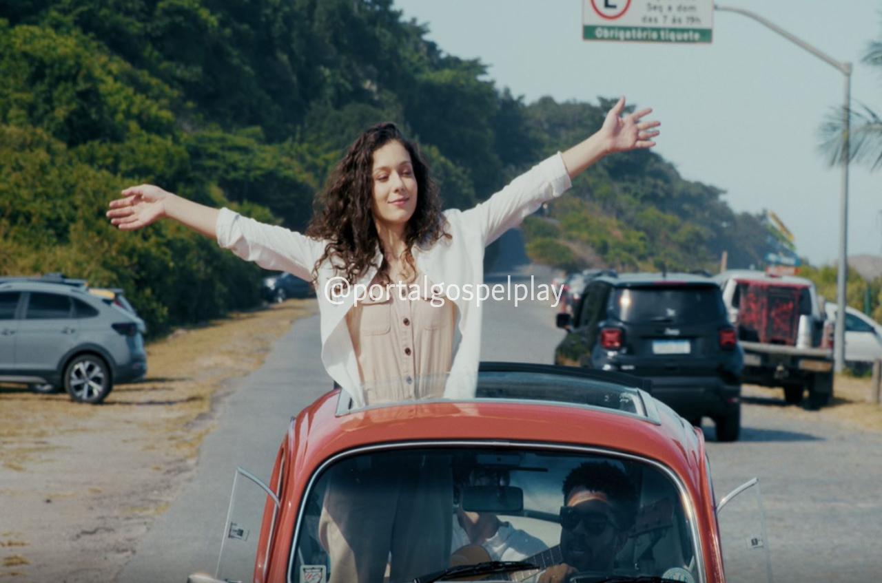 Jéssica D’Ávila reflete sobre o tempo e a vida em “Para alguém se construir”