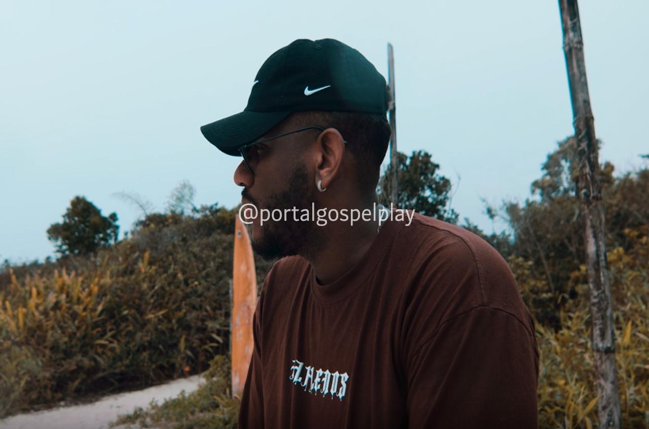 O Peter inova no afrobeat em “Deus de Paz”, exaltando a confiança em Deus