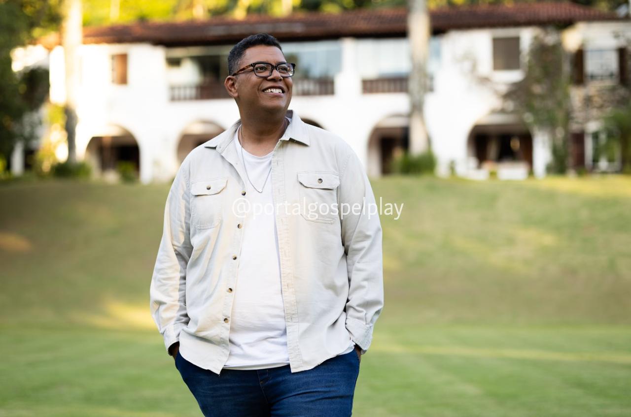 Novo hit de Anderson Freire ganha destaque inédito no YouTube: 