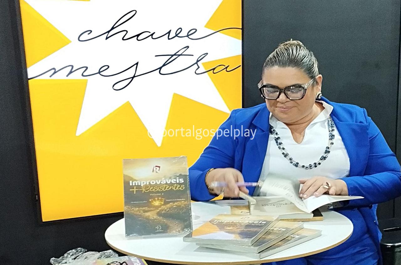 Bienal tem palestras com pastores e autógrafos de “Devocional Vida Nova: 100 Dias de Encontro com Deus”