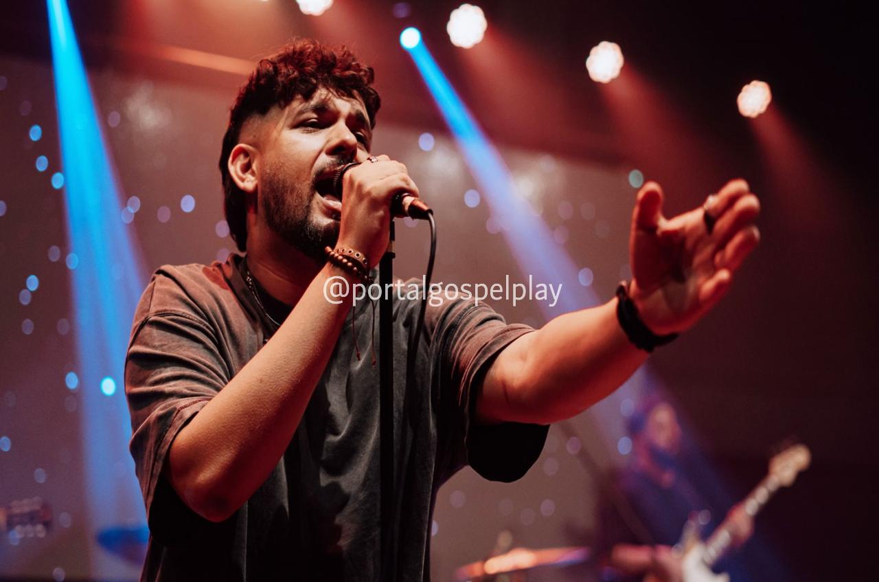 Gabriel Bulian canta “Todas As Coisas”, terceiro single do projeto “Sessions”