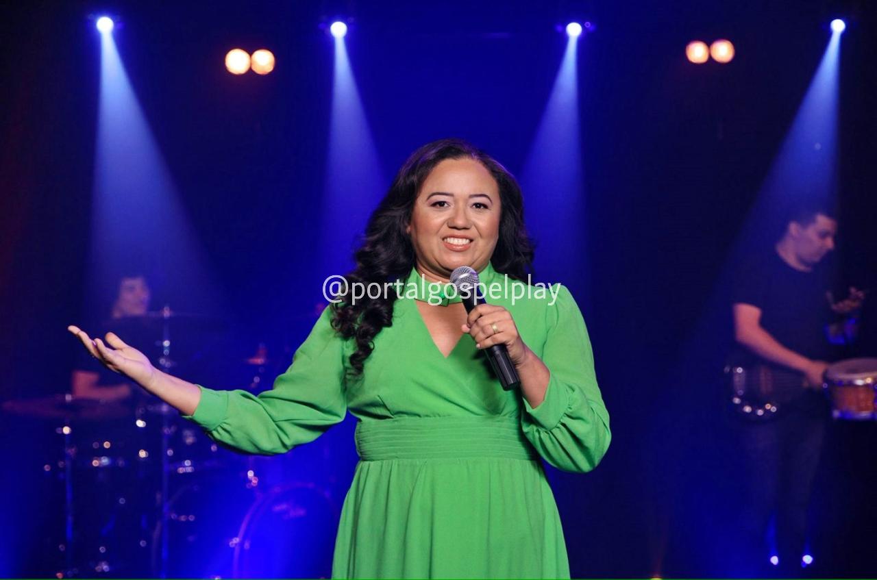 Mara Pereira lança o single 