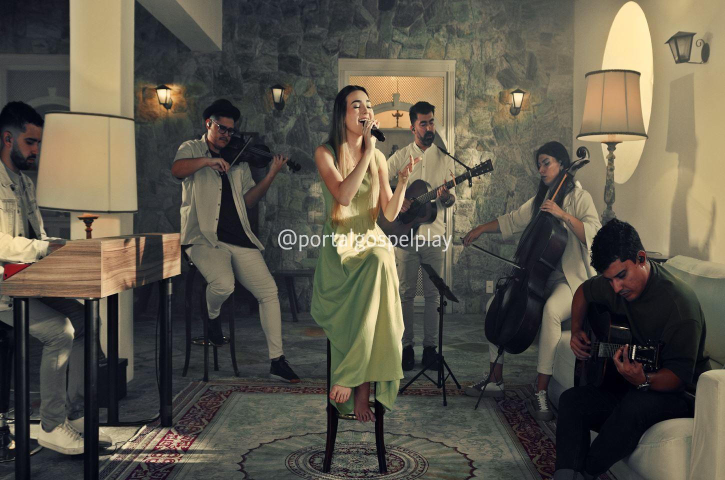 Esther Durán apresenta single autoral inspirado na parábola do filho pródigo