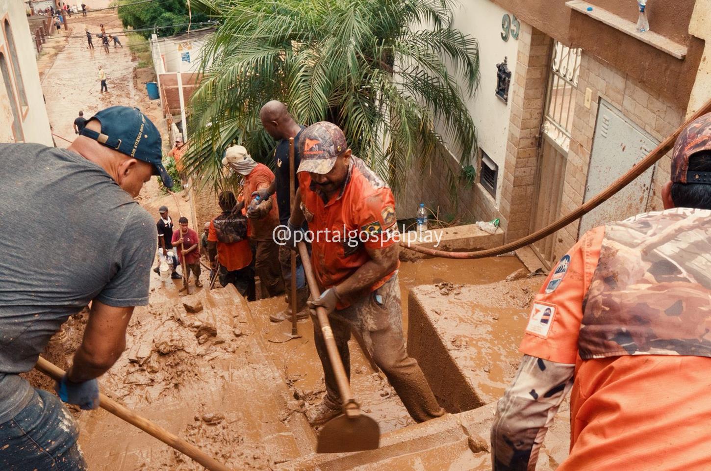 Legendários reforçam ajuda humanitária após chuvas em Juiz de Fora e Ubá