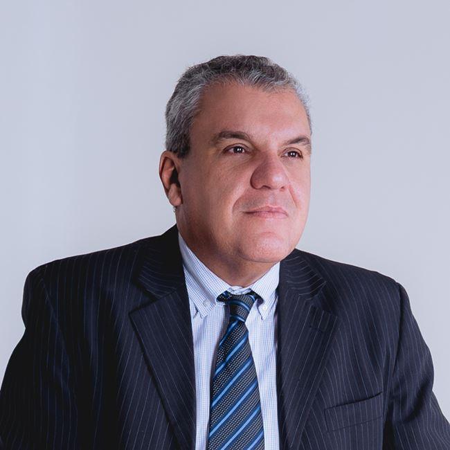 Novo livro de Roberto Kalil Ferreira