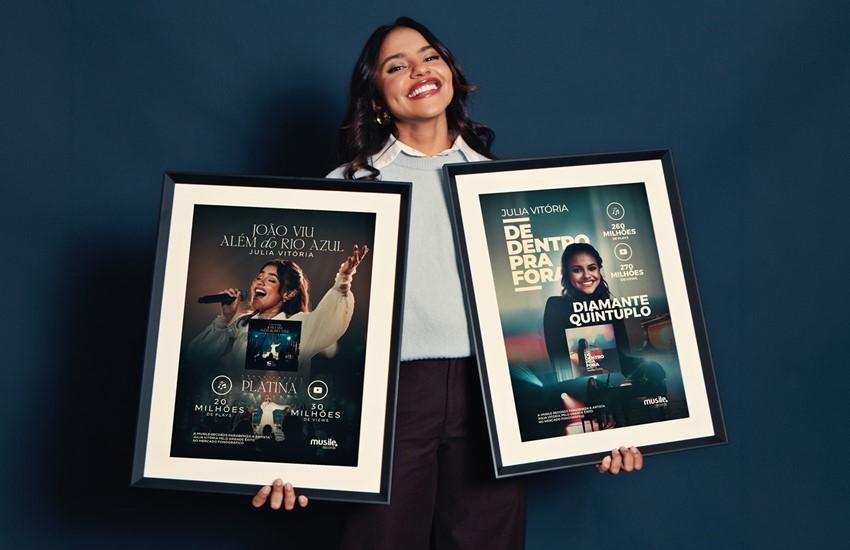 Julia Vitória - Discos de Diamante Quíntuplo e Platina - Brian Yamashita
