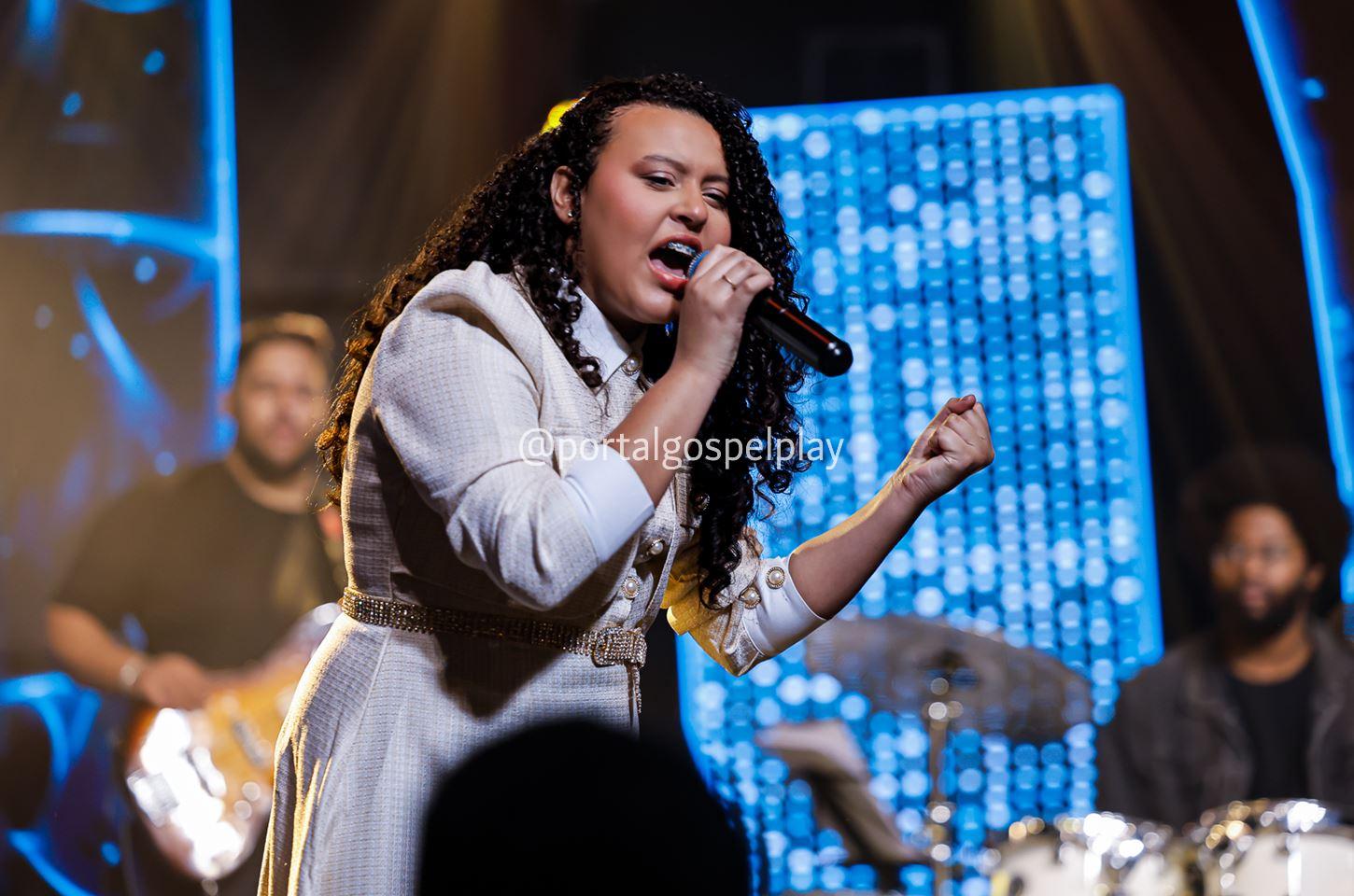 Ingrid Vitória grava projeto pela Todah Experience e lança o single 