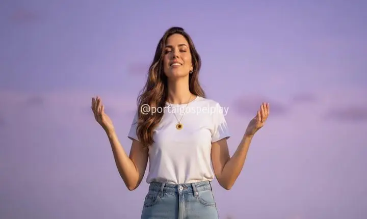 Kiara Iasmine lança primeiro álbum utilizando IA como linguagem artística