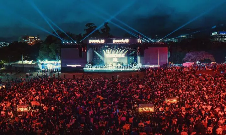 O festival de música gospel, Louvorzão 2026, leva multidão à Quinta da Boa Vista, no Rio de Janeiro