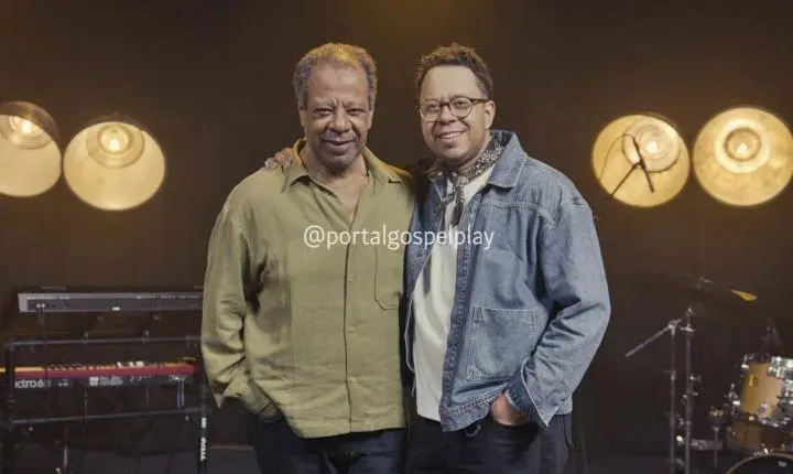 Rodrigo de Campos e Adhemar de Campos no medley “Santo Pra Sempre” e “Oh! Quão Lindo Esse Nome É”
